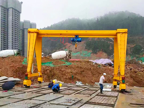 5T龙门吊基础的施工过程步骤为以下四点